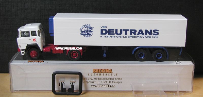 Deutrans VEB Kraftverkehr Erfurt Internationale Spedition der DDR 310D16 Deutrans