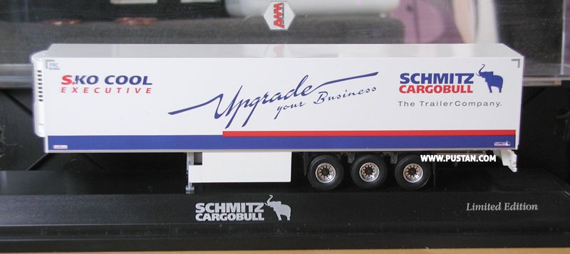 SCHMITZ CARGOBULL S.KO COOL EXECUTIVE Upgrade your Business Ferroplast The Trailer Company FRC Limited Edition Services Technology Schmitz