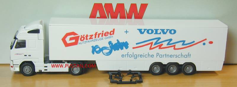 FH16 520 Götzfried Nutzfahrzeuge GmbH + Volvo 10 Jahre erfolgreiche Partnerschaft Mit Sicherheit die Richtigen Götzfried