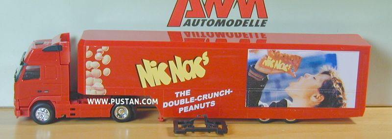 FH12 420 NicNacs The Double Crunch Peanuts Lorenz Bahlsen Lorenz