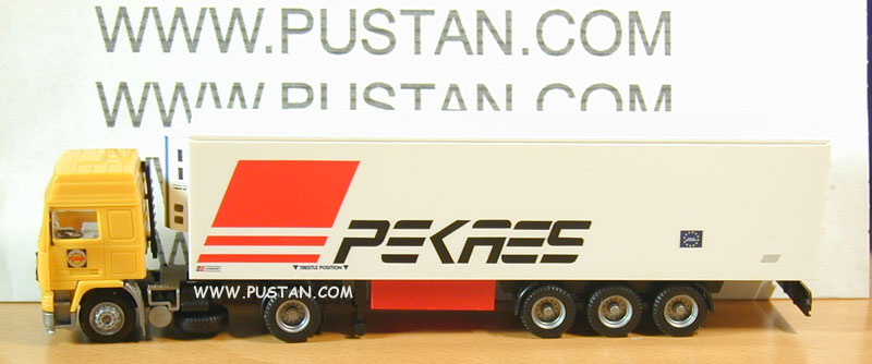 Pekaes Auto Transport S.A Warszawa Long Vehicle Euro Aid F12 Trestle Position Lamberet Carrier Diesel Electric Mistral 690 Pekaes
