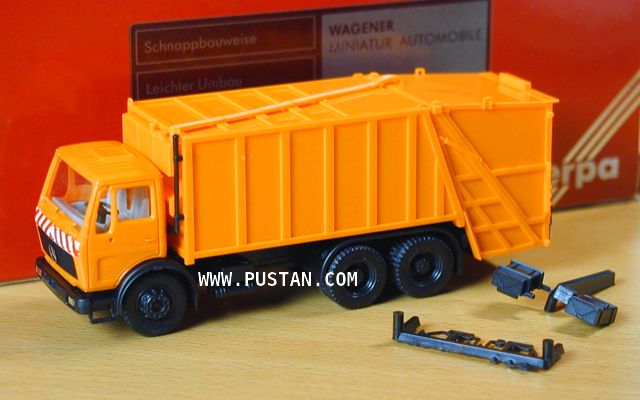 Pressmüllwagen 3a Orange Mercedes-Benz