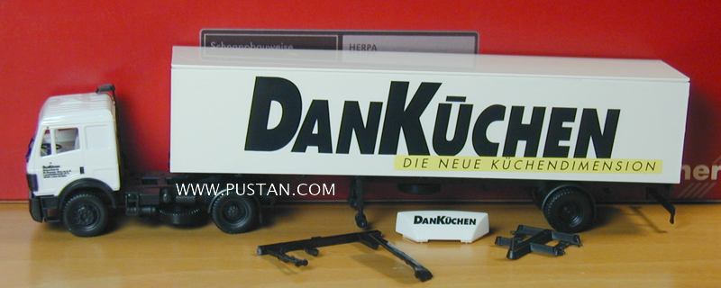DanKüchen Möbelfabrik M. Danzer Ges.m.b.H.Linz-Urfahr Die Neue Küchendimension Austria danküchen