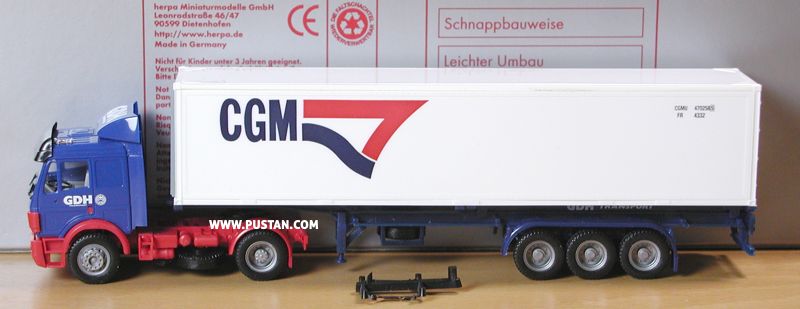 GDH Transport CGM CGMU 4702585 FR 4332 Krone MAX. GROSS. 30480 kg 67200 lb TARE 4920 kg 10850 lb NET 25560 kg 56350 lb GDH