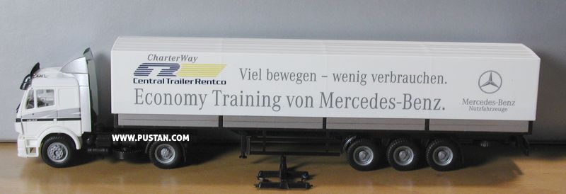 Mercedes Benz Nutzfahrzeuge Viel bewegen - wenig verbrauchen. Economy Training von Charter Way CTR Central Trailer Rentco 1838 ... eine Dienstleistung der AG Mercedes