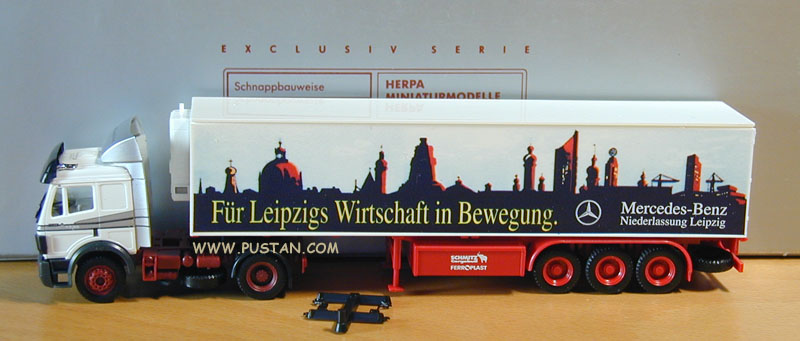 Mercedes-Benz Niederlassung Leipzig / Schmitz Cargobull Ferroplast / Für Leipzigs Wirtschaft in Bewegung. Mercedes-Benz