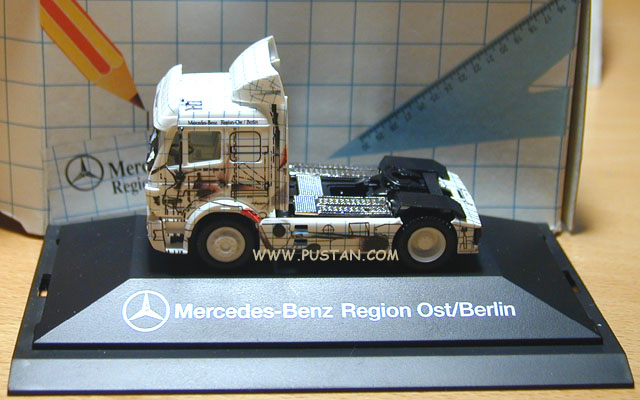Mercedes-Benz Niederlassung Berlin Region OST Techno Truck Mercedes-Benz