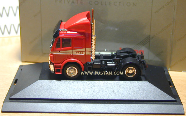 Mercedes-Benz SK 1748 rot Mercedes-Benz