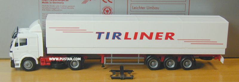 TIR Liner Fruehauf grenzenlos einsetzbar mit dem intelligenten Ladungssicherungssystem wirtschaftlich umweltfreundlich sicher Schlüter TIR LINER