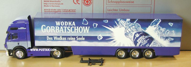 Wodka Gorbatschow Des Wodkas reine Seele rein mild und klar Seit dem Ende der Zarenzeit in Berlin 40% vol. 0,7l Schlüter Wodka Gorbatschow