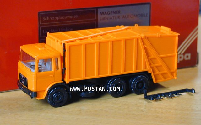F 8, Müllwagen 3a Orange 820019