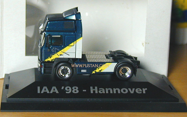 MAN Nutzfahrzeuge Aktiengesellschaft Originalteil Genuine Part 09.38069-0136 IAA '98 - Hannover MAN