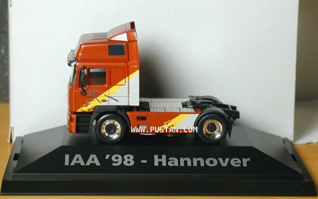 MAN Nutzfahrzeuge Aktiengesellschaft Originalteil Genuine Part 09.38069-0135 IAA '98 - Hannover MAN