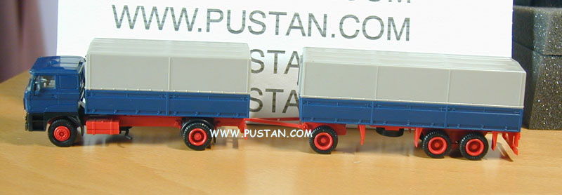 Herpa 827001 DAF 3300 Pritsche/Plane 2a/3a blau grau DAF