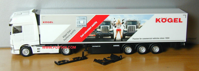 Kögel Cool PurFerro Quality calculated stability www.koegel.com Passion for commercial vehicles since 1934 / Mehr Stabilität eiskalt kalkuliert Leidenschaft für Nutzfahrzeuge seit 1934 IAA 2018 401764 Kögel