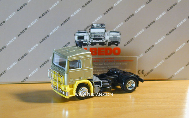 Albedo Volvo F12 lindgrünmetallic resedametallic Volvo