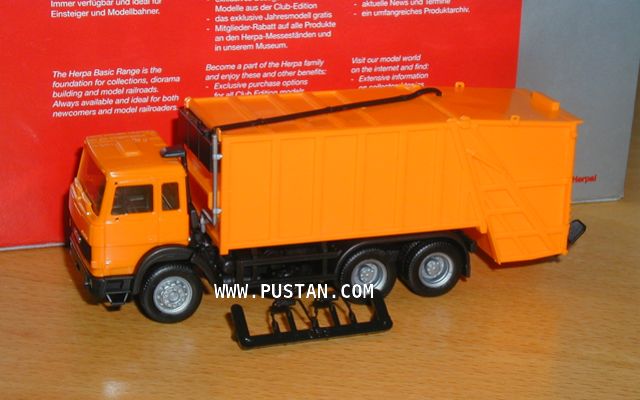 Iveco Turbo Pressmüllwagen BASIC kommunalorange Iveco