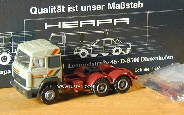 Herpa 847000 Iveco Turbostar 3a grau 847000