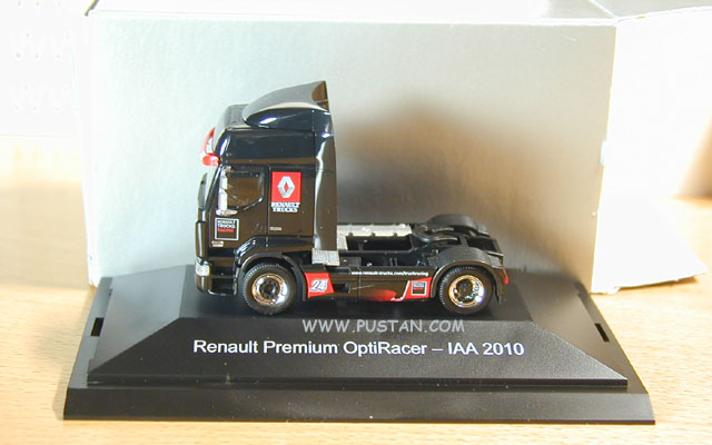 Renault Trucks Racing Premium 460 EEV 24 - IAA 2010 / www.renault-trucks.com/truckracing Renault