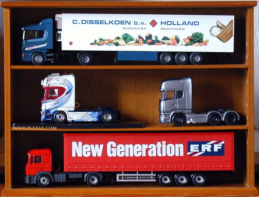 Disselkoen Scania / TSU Jens Bode / RAI 2012 / ERF Promotion Corgi Vitrine 4